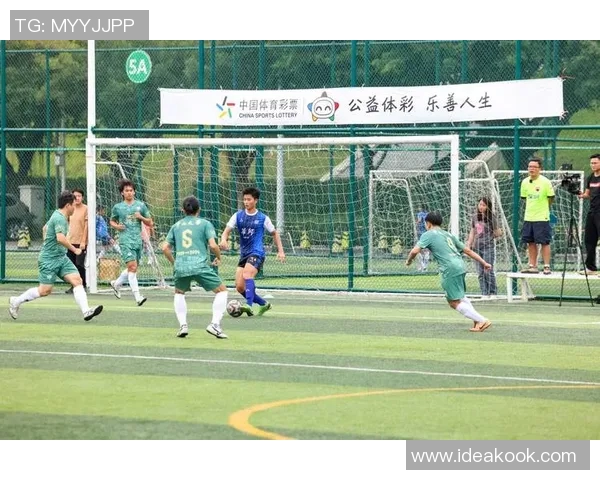 中国大学足球明星的崛起与未来发展之路探讨 中国大学足球明星的崛起与未来发展之路探讨