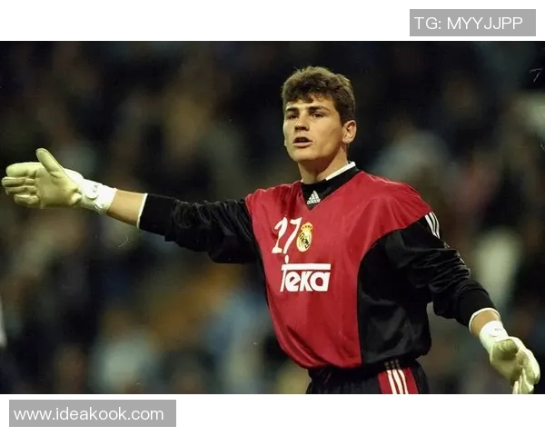 头发稀少却风采依旧的足球明星们的传奇故事与职业生涯回顾 头发稀少却风采依旧的足球明星们的传奇故事与职业生涯回顾