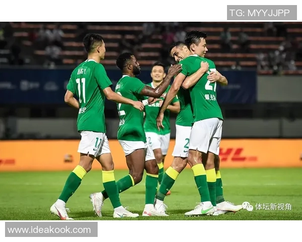 深圳篮球队以97分领跑世锦赛积分榜展现强劲实力